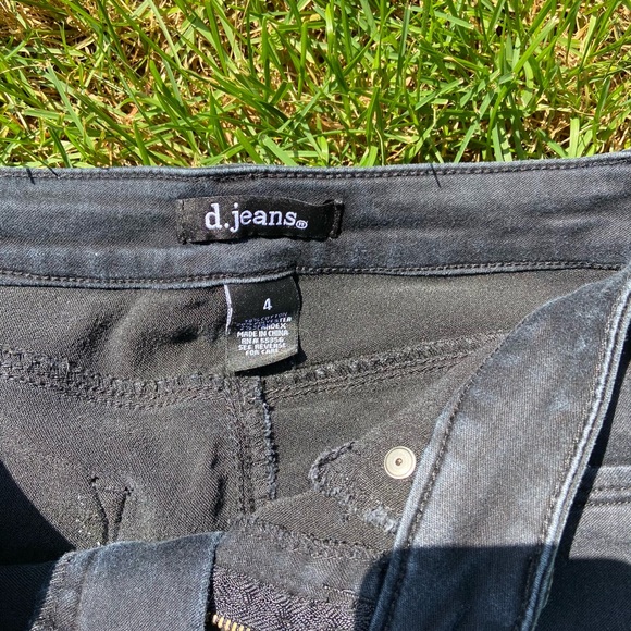 black jeans - Picture 3 of 5